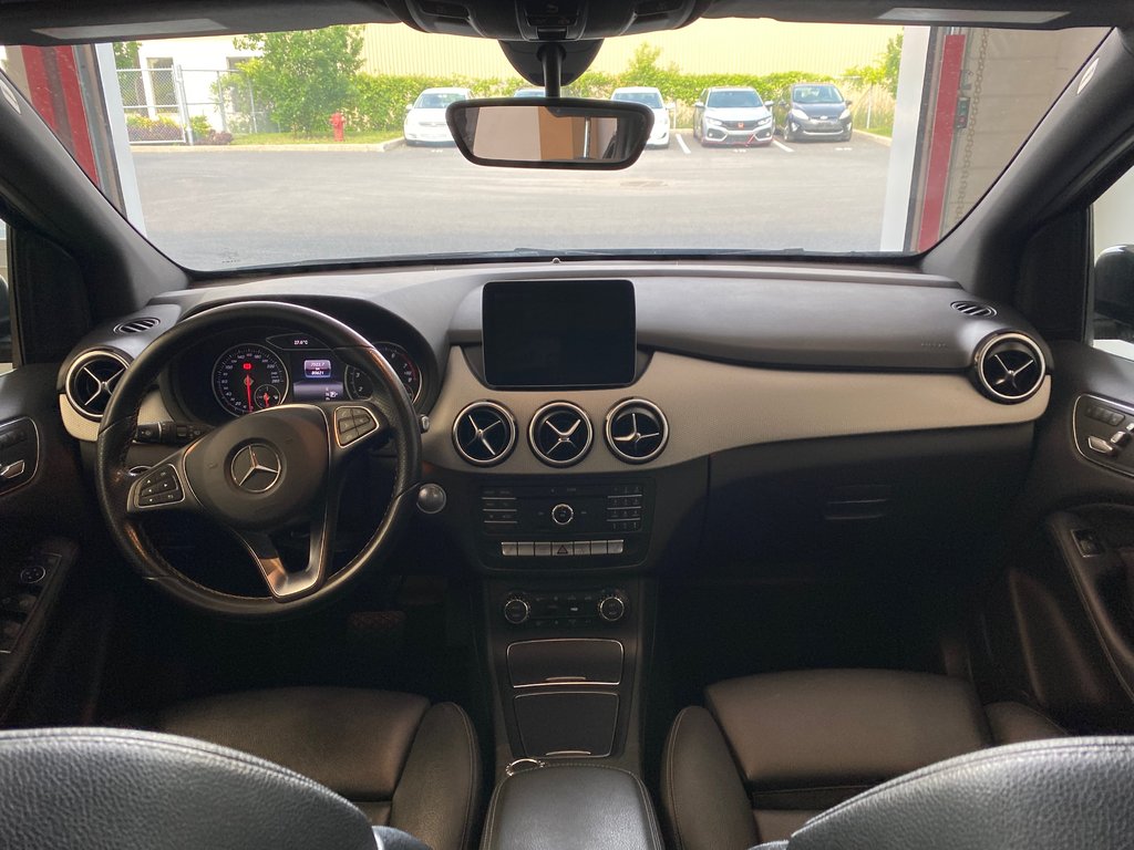 2018 Mercedes-Benz B-Class B250 SPORTS TOURER in Boucherville, Quebec - 16 - w1024h768px