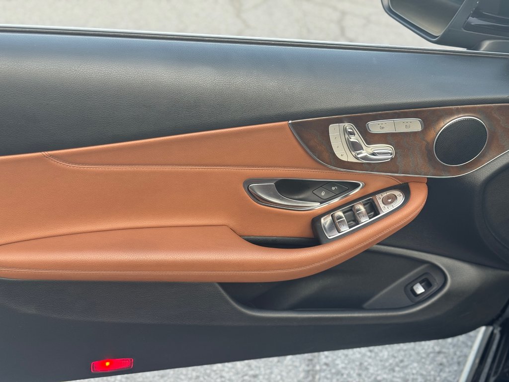 2018 Mercedes-Benz C-Class C 300 Convertible Bas Kilométrage in Terrebonne, Quebec - 8 - w1024h768px