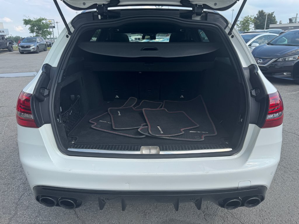 2019 Mercedes-Benz C-Class AMG C43 Wagon Burmester active exhaust in Terrebonne, Quebec - 25 - w1024h768px