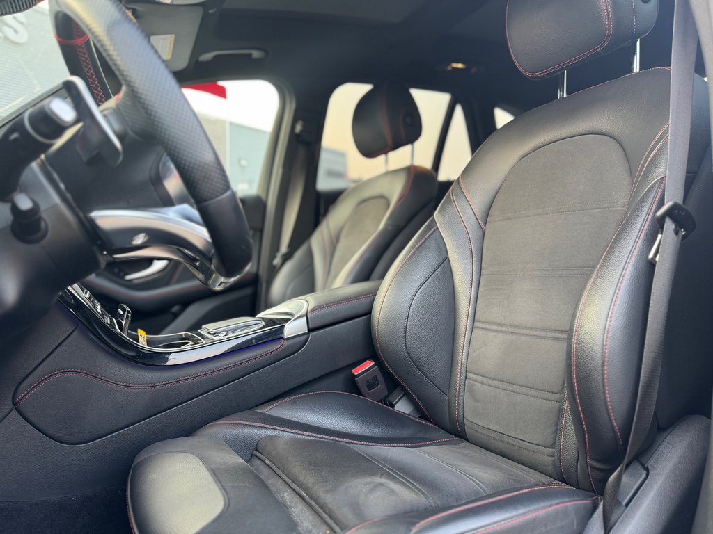2020 Mercedes-Benz GLC AMG GLC 43 4Matic Toit Ouvrant Cuir in Terrebonne, Quebec - 9 - w1024h768px