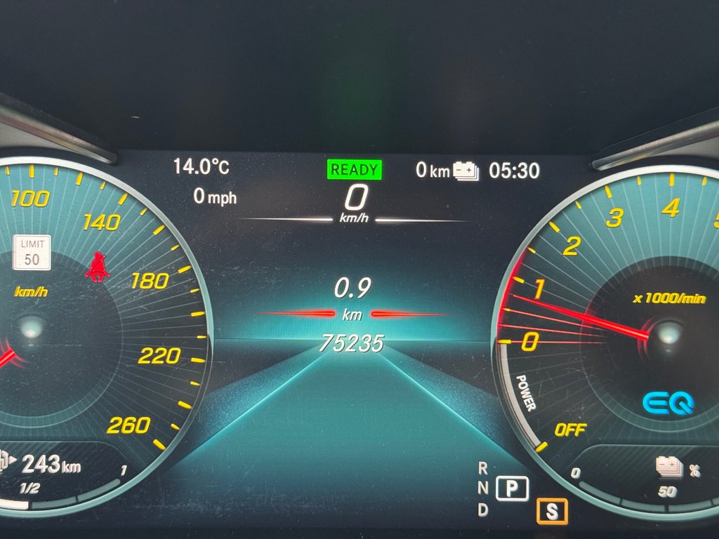 2020 Mercedes-Benz GLC GLC 350e AWD Toit Panoramique Bas Kilométrage in Terrebonne, Quebec - 15 - w1024h768px