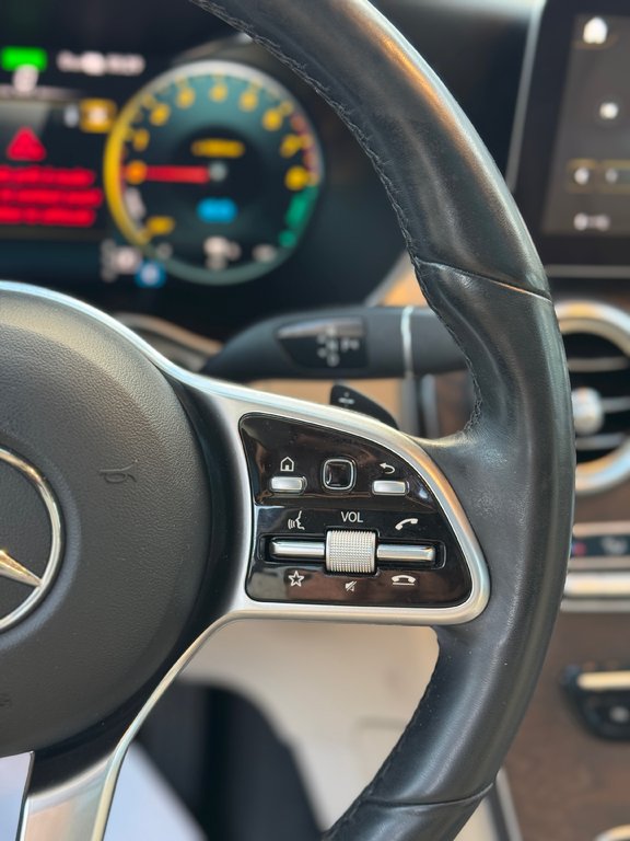 2020 Mercedes-Benz GLC GLC 350e AWD Toit Panoramique Bas Kilométrage in Terrebonne, Quebec - 14 - w1024h768px