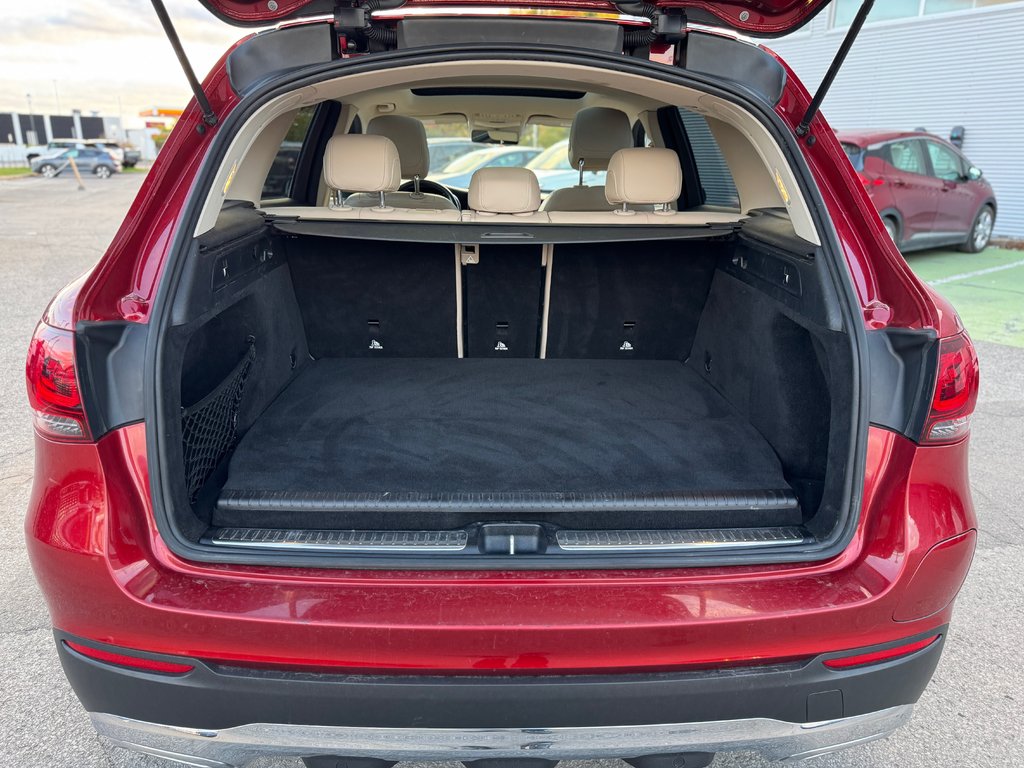 2020 Mercedes-Benz GLC GLC 350e AWD Toit Panoramique Bas Kilométrage in Terrebonne, Quebec - 25 - w1024h768px