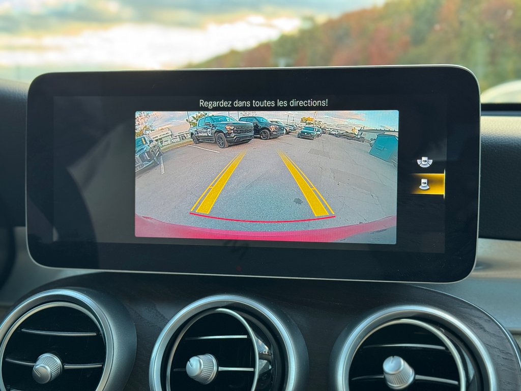 2020 Mercedes-Benz GLC GLC 350e AWD Toit Panoramique Bas Kilométrage in Terrebonne, Quebec - 17 - w1024h768px