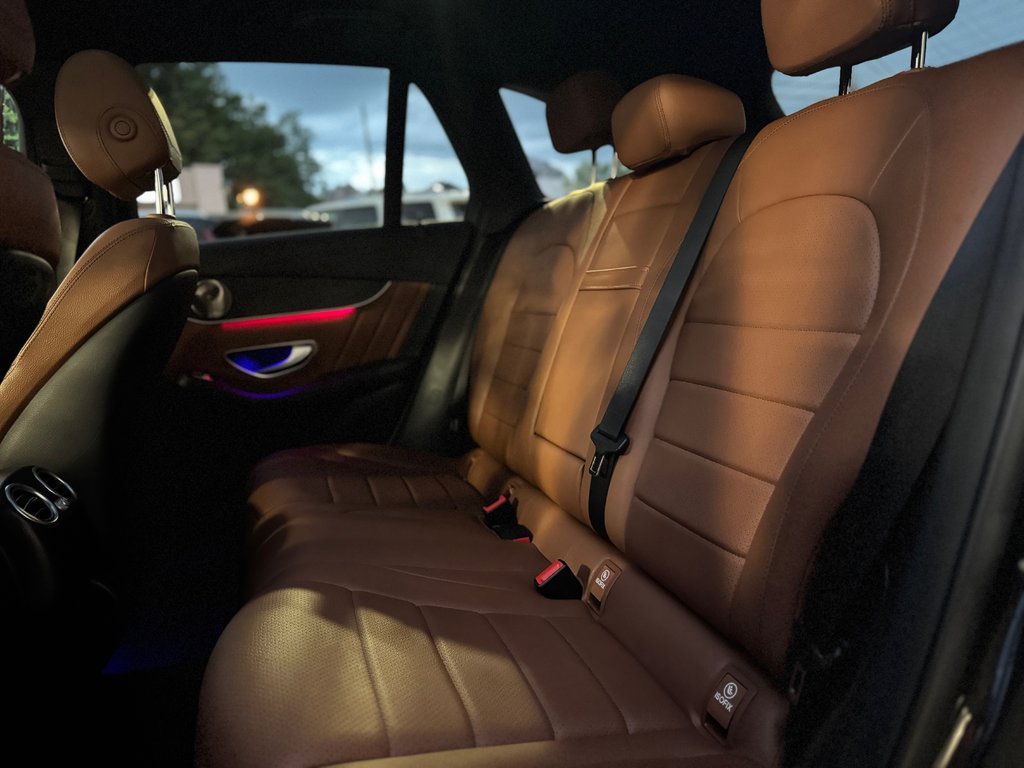 2021 Mercedes-Benz GLC GLC 300 4Matic in Terrebonne, Quebec - 25 - w1024h768px