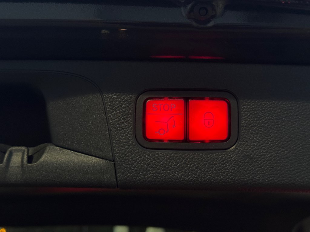 2021 Mercedes-Benz GLC GLC 300 4Matic in Terrebonne, Quebec - 27 - w1024h768px