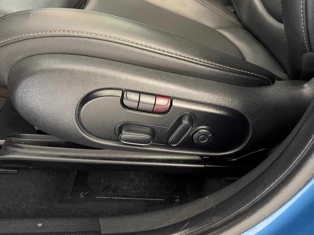 2019 MINI Countryman COOPER S E in Boucherville, Quebec - 15 - w1024h768px