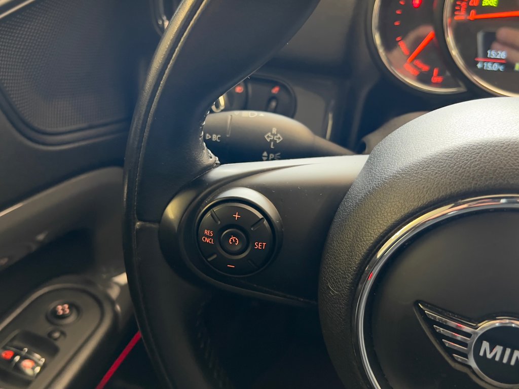 2019 MINI Countryman COOPER S E in Boucherville, Quebec - 29 - w1024h768px
