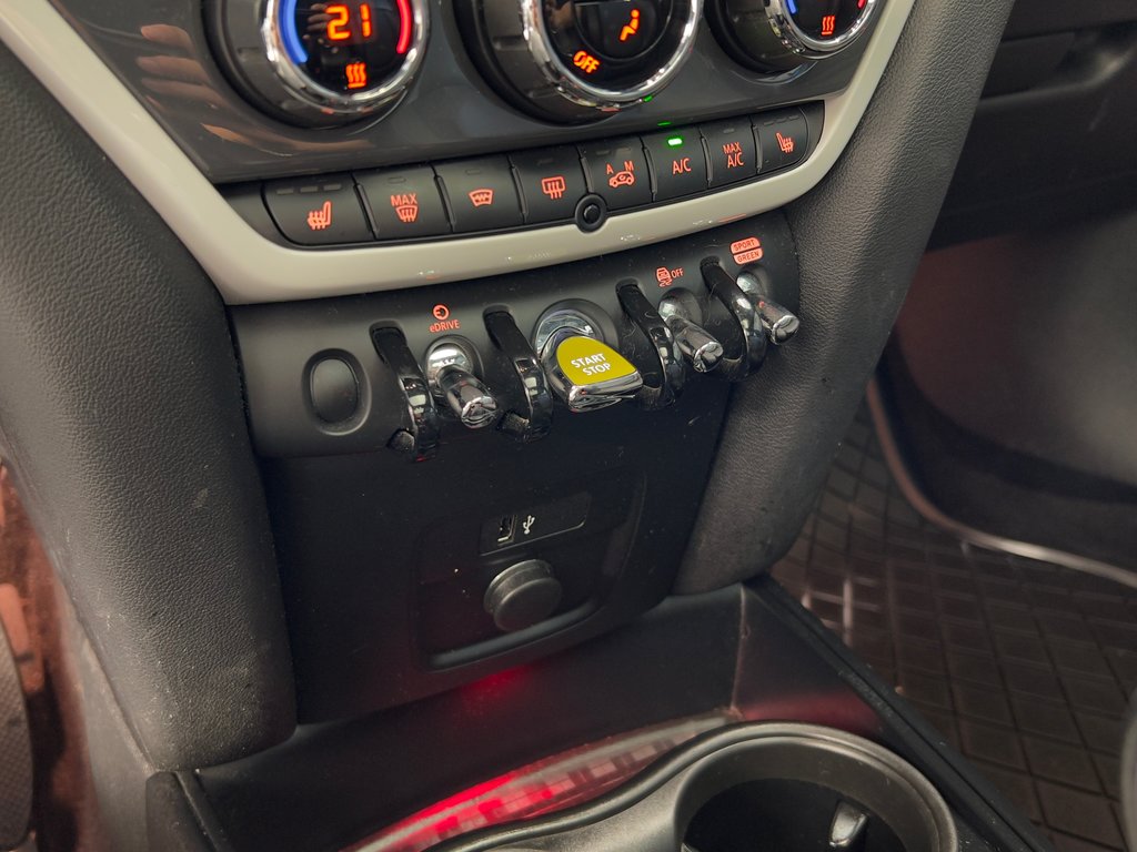 2019 MINI Countryman COOPER S E in Boucherville, Quebec - 21 - w1024h768px