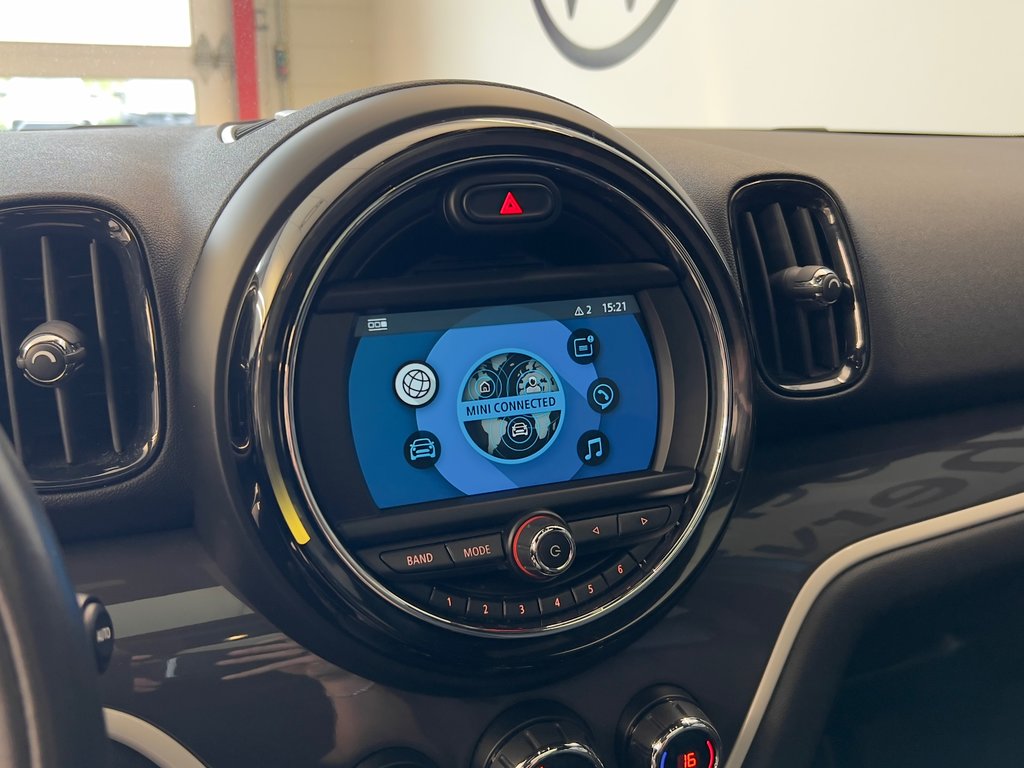 2019 MINI Countryman COOPER S E in Boucherville, Quebec - 16 - w1024h768px
