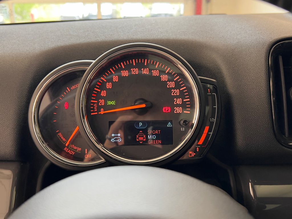 2019 MINI Countryman COOPER S E in Boucherville, Quebec - 19 - w1024h768px