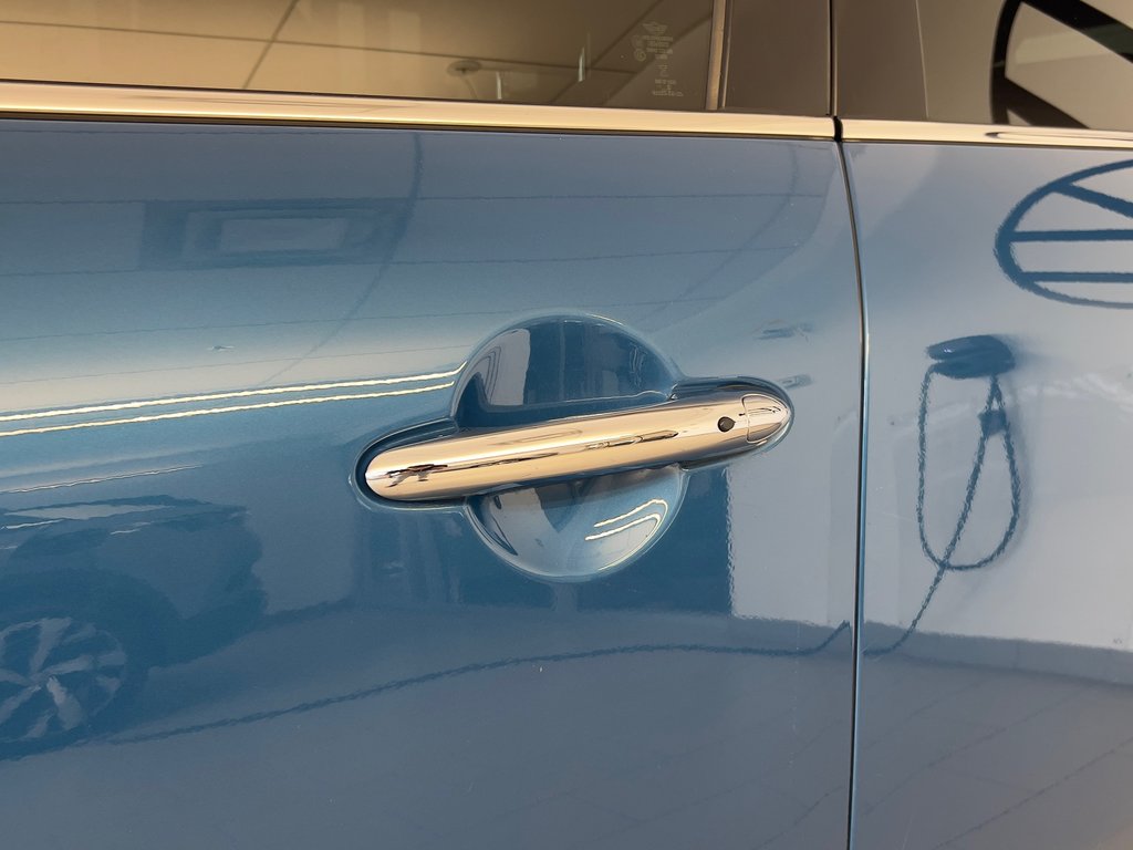 2019 MINI Countryman COOPER S E in Boucherville, Quebec - 7 - w1024h768px