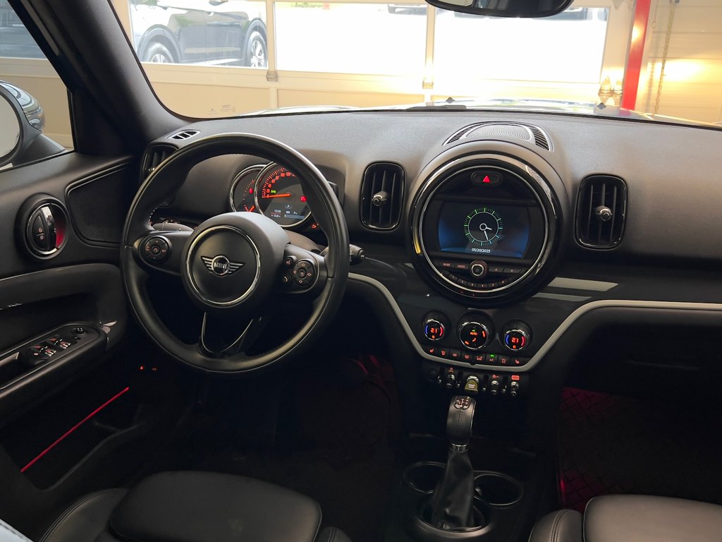 2019 MINI Countryman COOPER S E in Boucherville, Quebec - 27 - w1024h768px