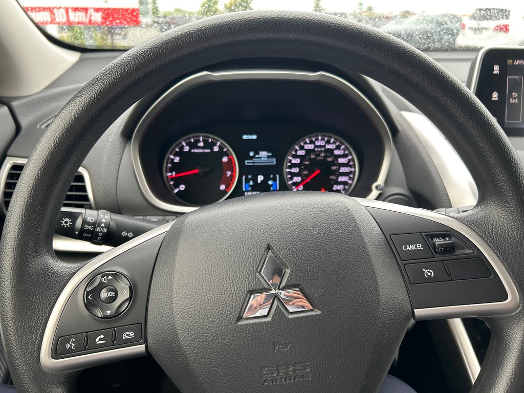 2018 Mitsubishi ECLIPSE CROSS ES,AWD, IMPECCABLE in Boucherville, Quebec - 10 - w1024h768px