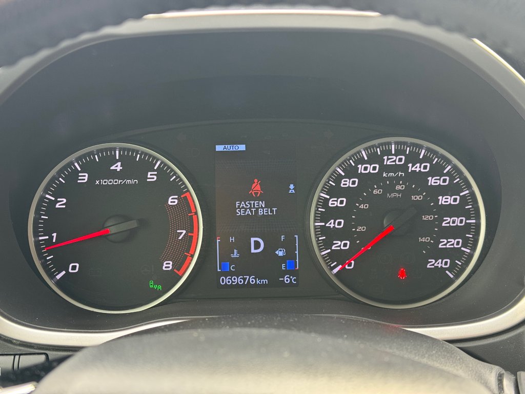 2019 Mitsubishi Eclipse Cross GT Cuir Toit Ouvrant AWD in Terrebonne, Quebec - 22 - w1024h768px