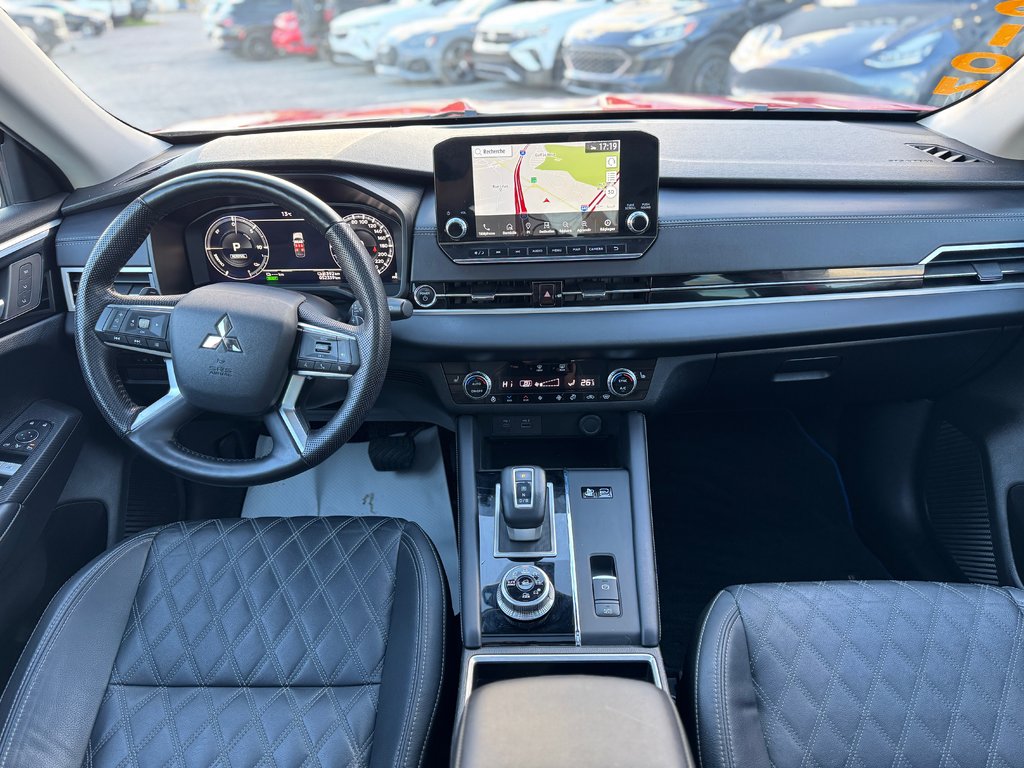 Mitsubishi OUTLANDER PHEV SEL Cuir Toit Panoramique AWD Hybrid Branchable 2023 à Terrebonne, Québec - 23 - w1024h768px