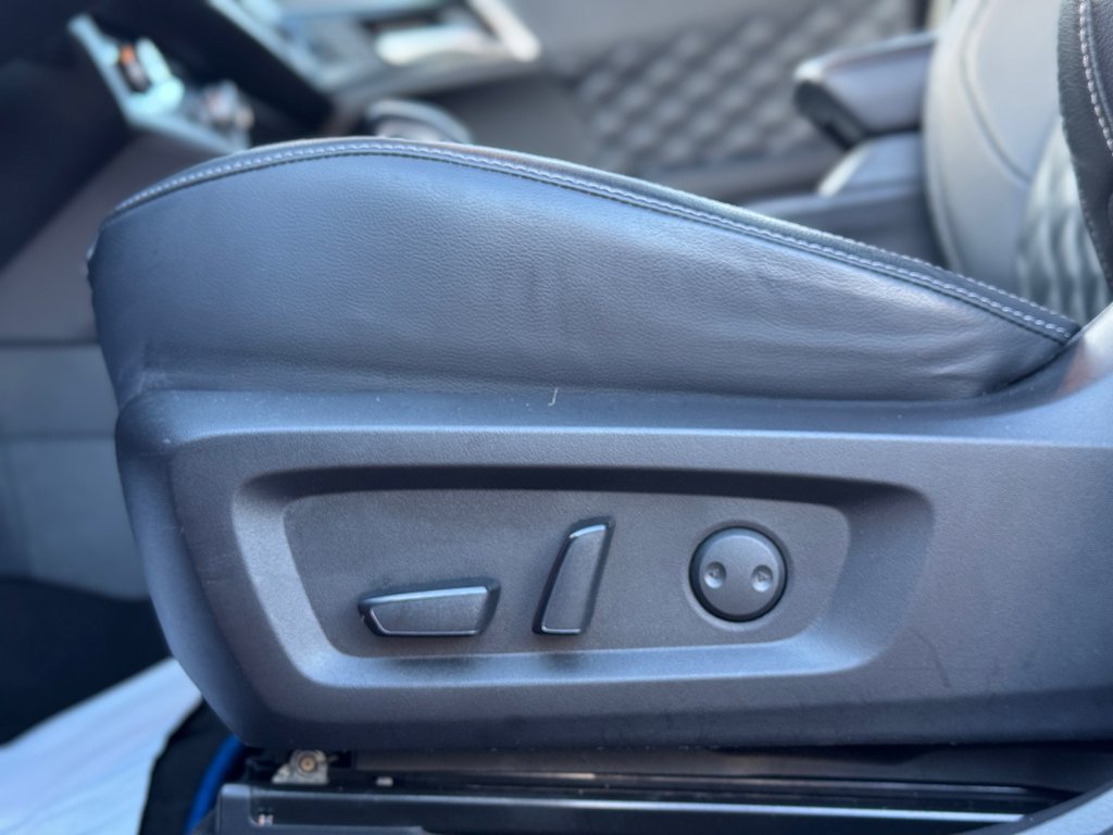 Mitsubishi OUTLANDER PHEV SEL Cuir Toit Panoramique AWD Hybrid Branchable 2023 à Terrebonne, Québec - 9 - w1024h768px