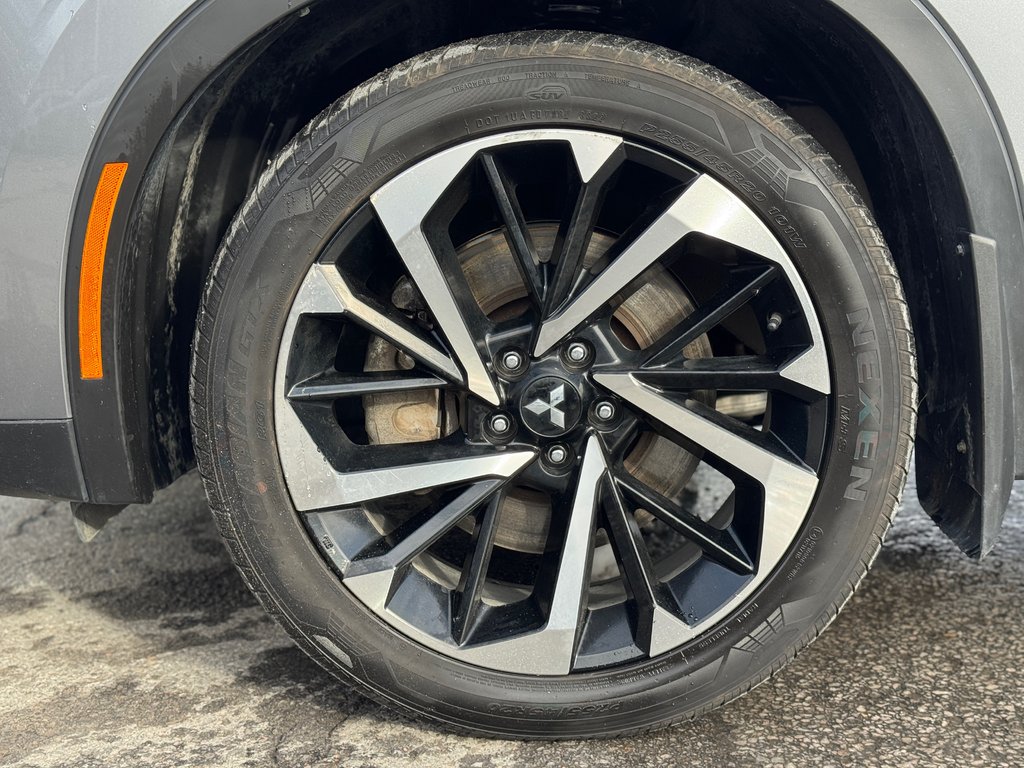 2023 Mitsubishi Outlander PHEV SEL AWD Toit Panoramique Cuir in Terrebonne, Quebec - 30 - w1024h768px