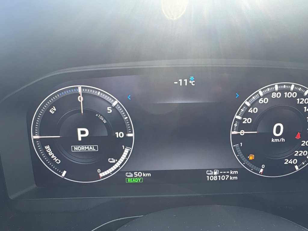 Mitsubishi Outlander PHEV ES AWD 7 PLACES SIÈGES CHAUFFANTS 2023 à Boucherville, Québec - 22 - w1024h768px