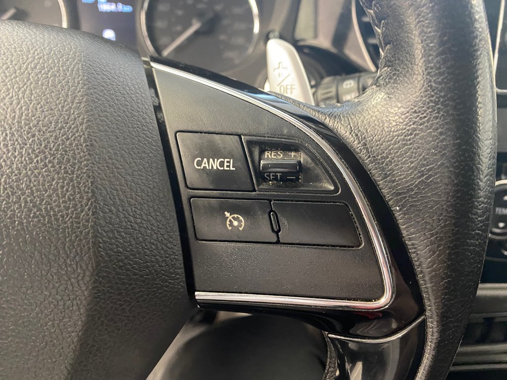 2018 Mitsubishi Outlander SE in Boucherville, Quebec - 19 - w1024h768px