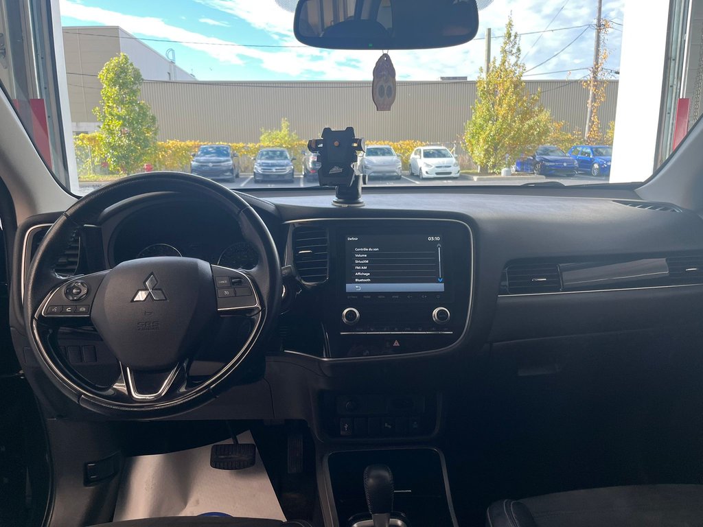 2020 Mitsubishi Outlander ES-AWC in Boucherville, Quebec - 20 - w1024h768px