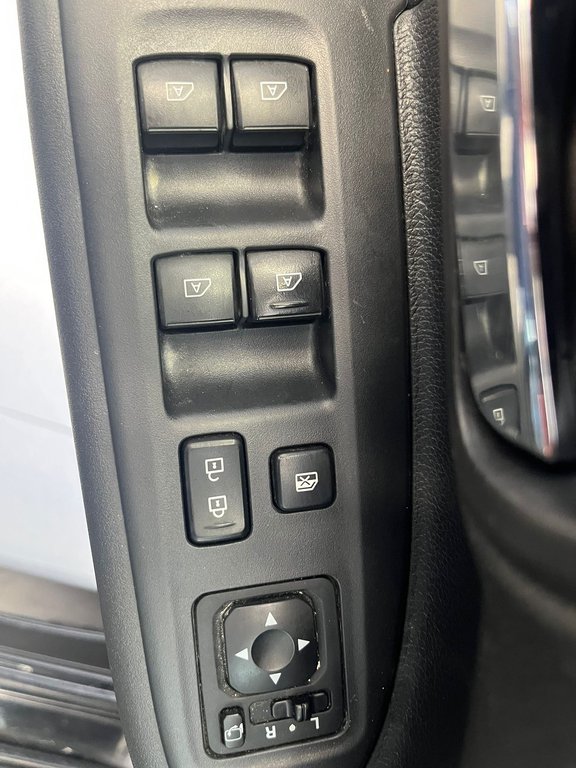 2020 Mitsubishi Outlander ES-AWC in Boucherville, Quebec - 21 - w1024h768px