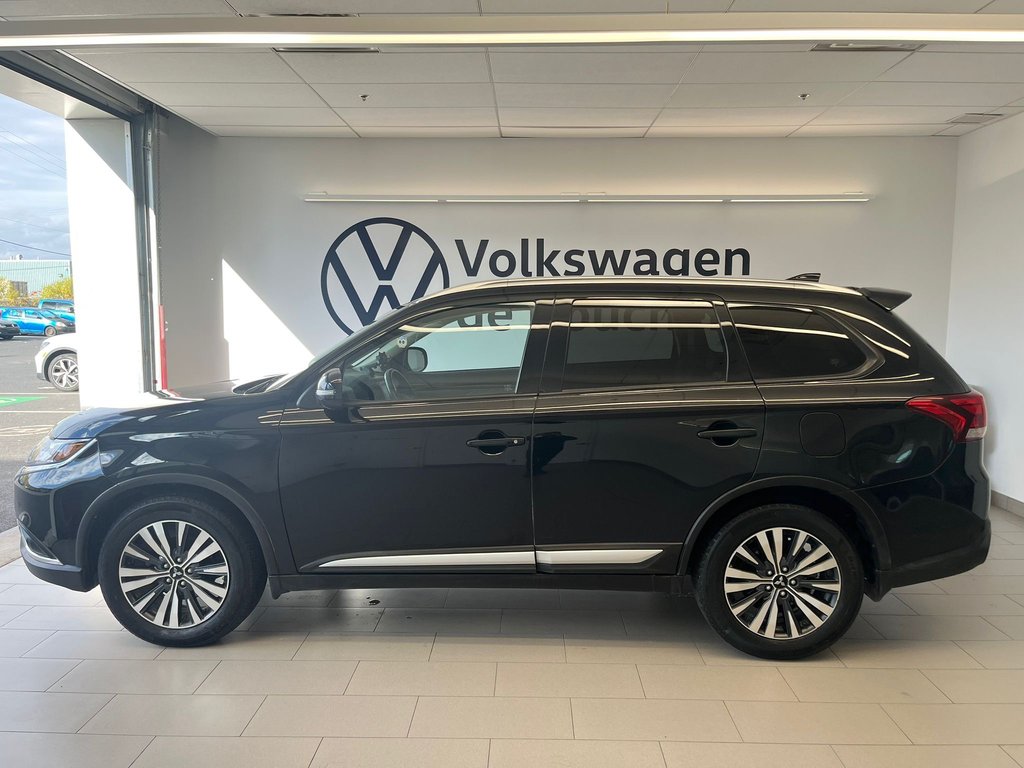 2020 Mitsubishi Outlander ES-AWC in Boucherville, Quebec - 8 - w1024h768px