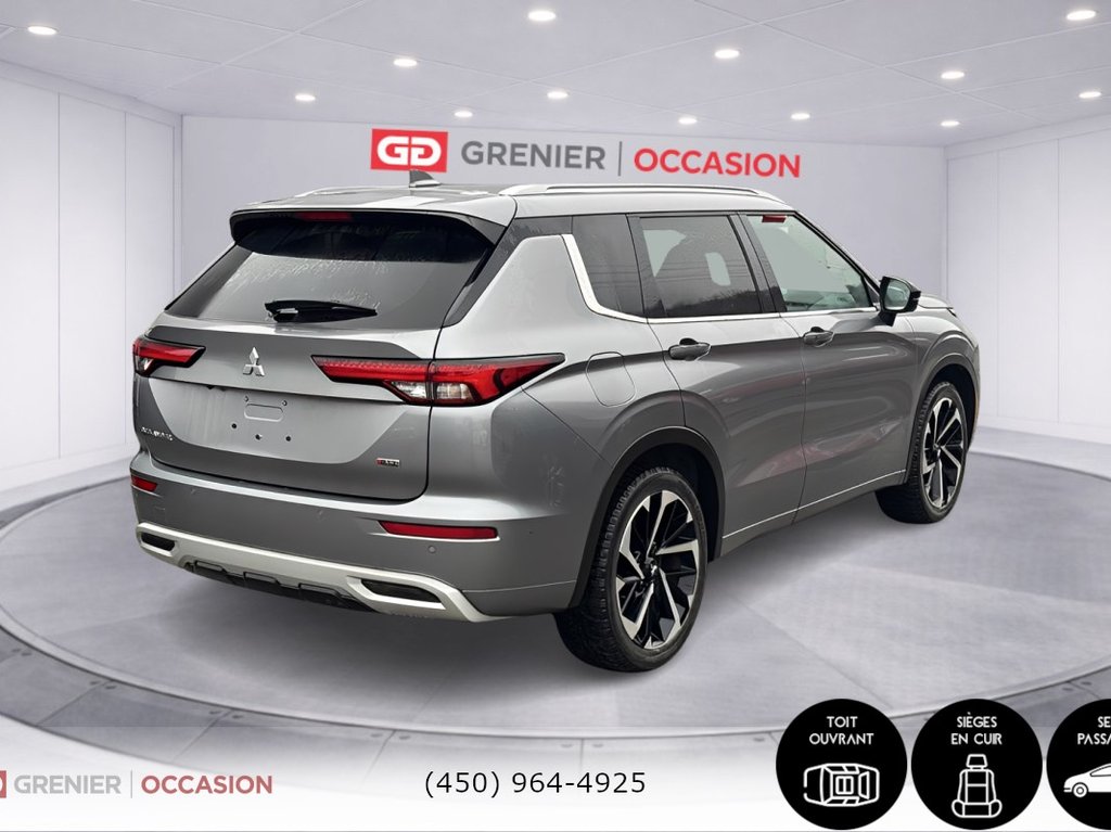 2023 Mitsubishi Outlander GT Premium 7 Passagers Toit Panoramique in Terrebonne, Quebec - 2 - w1024h768px