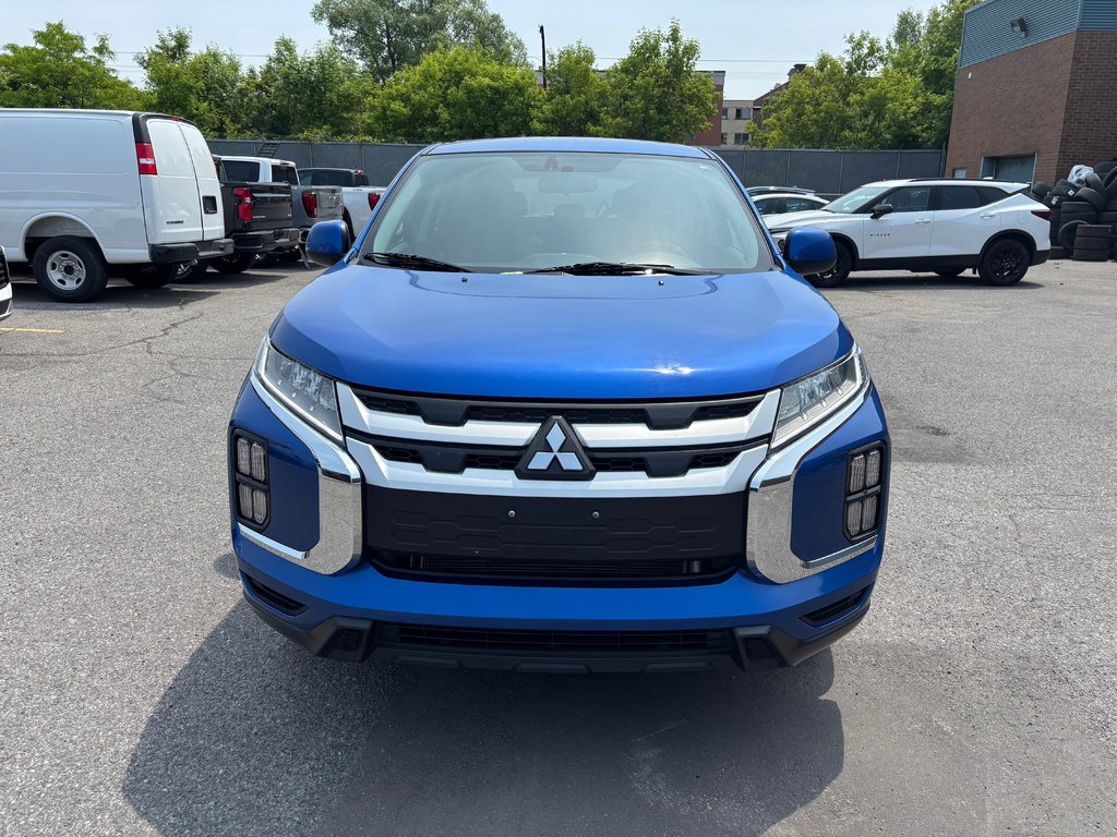 Mitsubishi RVR  2022 à Montréal, Québec - 1 - w1024h768px