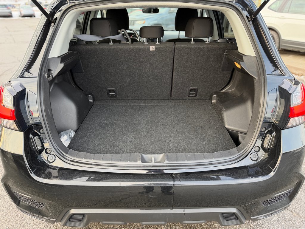 Mitsubishi RVR Sièges Chauffants Caméra De Recul 2023 à Terrebonne, Québec - 24 - w1024h768px