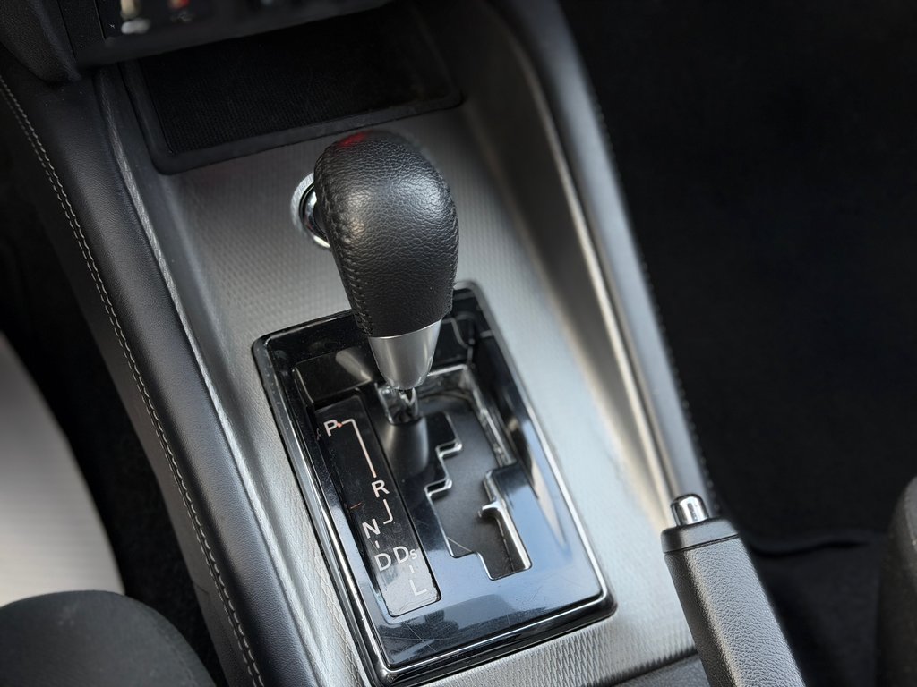 Mitsubishi RVR Sièges Chauffants Caméra De Recul 2023 à Terrebonne, Québec - 19 - w1024h768px