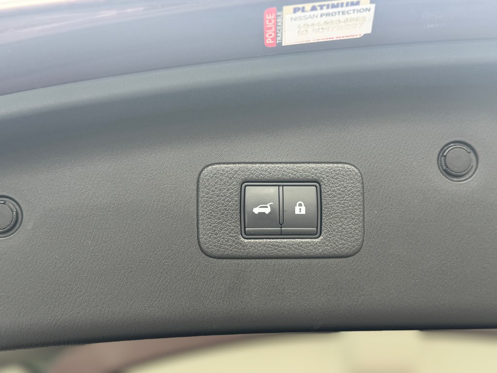 2021 Nissan Armada Platinum Cuir Toit Ouvrant Navigation in Terrebonne, Quebec - 31 - w1024h768px
