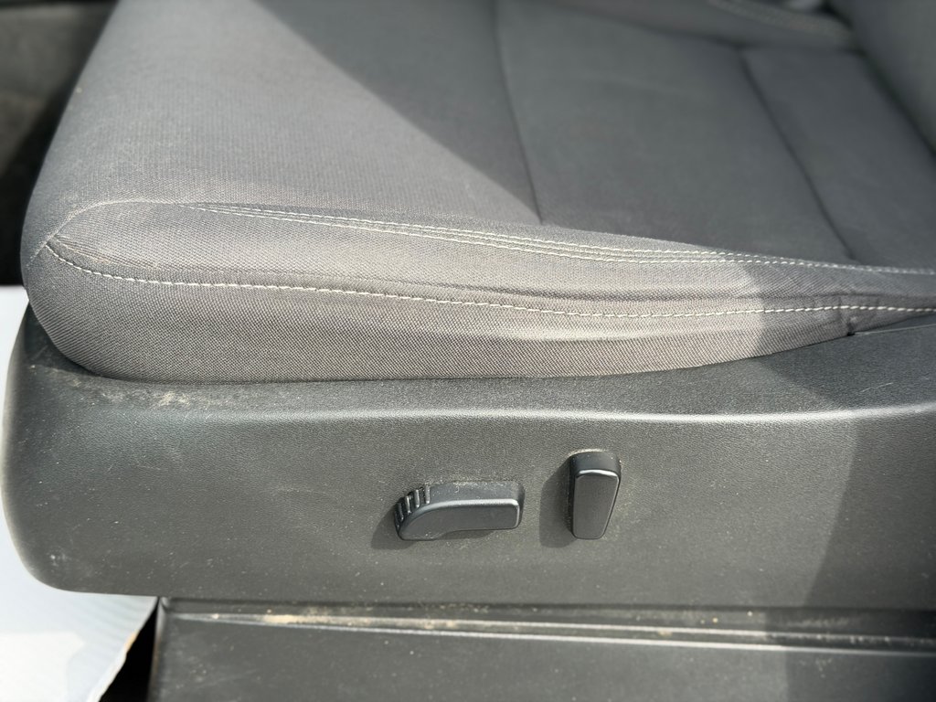 Nissan Frontier SV AWD Caméra De Recul 2022 à Terrebonne, Québec - 9 - w1024h768px