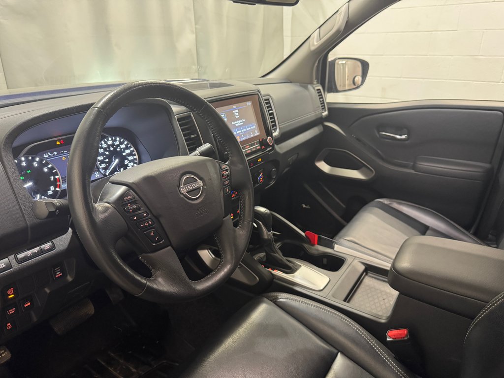 2023 Nissan Frontier SV Premium Crew Cuir Bas Kilométrage in Terrebonne, Quebec - 18 - w1024h768px