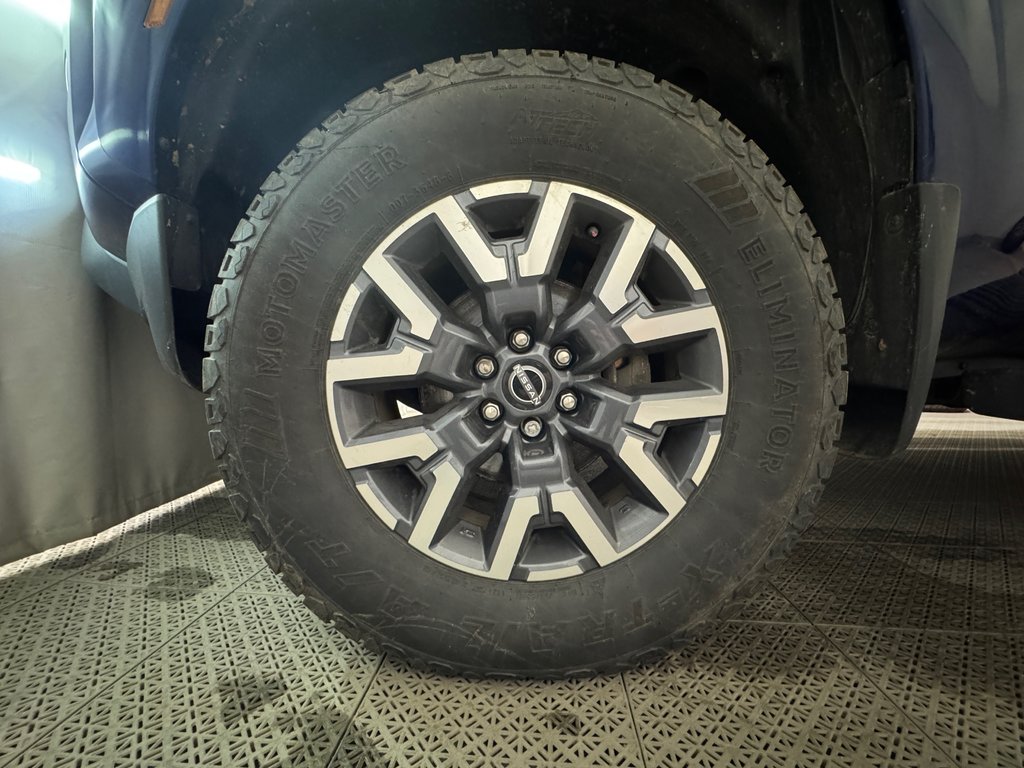 2023 Nissan Frontier SV Premium Crew Cuir Bas Kilométrage in Terrebonne, Quebec - 23 - w1024h768px