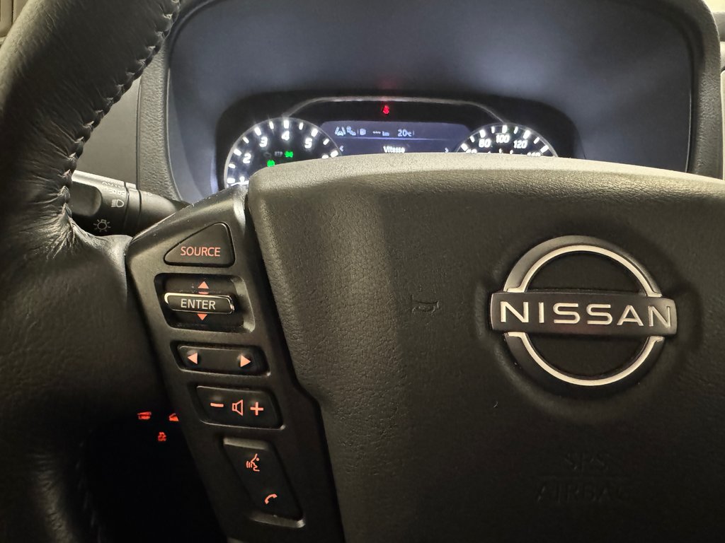 2023 Nissan Frontier SV Premium Crew Cuir Bas Kilométrage in Terrebonne, Quebec - 9 - w1024h768px