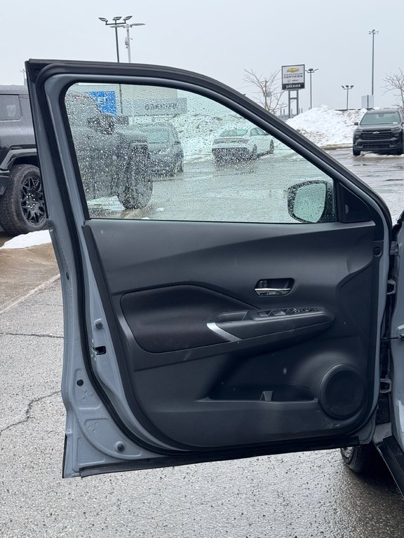 2024 Nissan Kicks SV Bas Kilométrage in Terrebonne, Quebec - 8 - w1024h768px