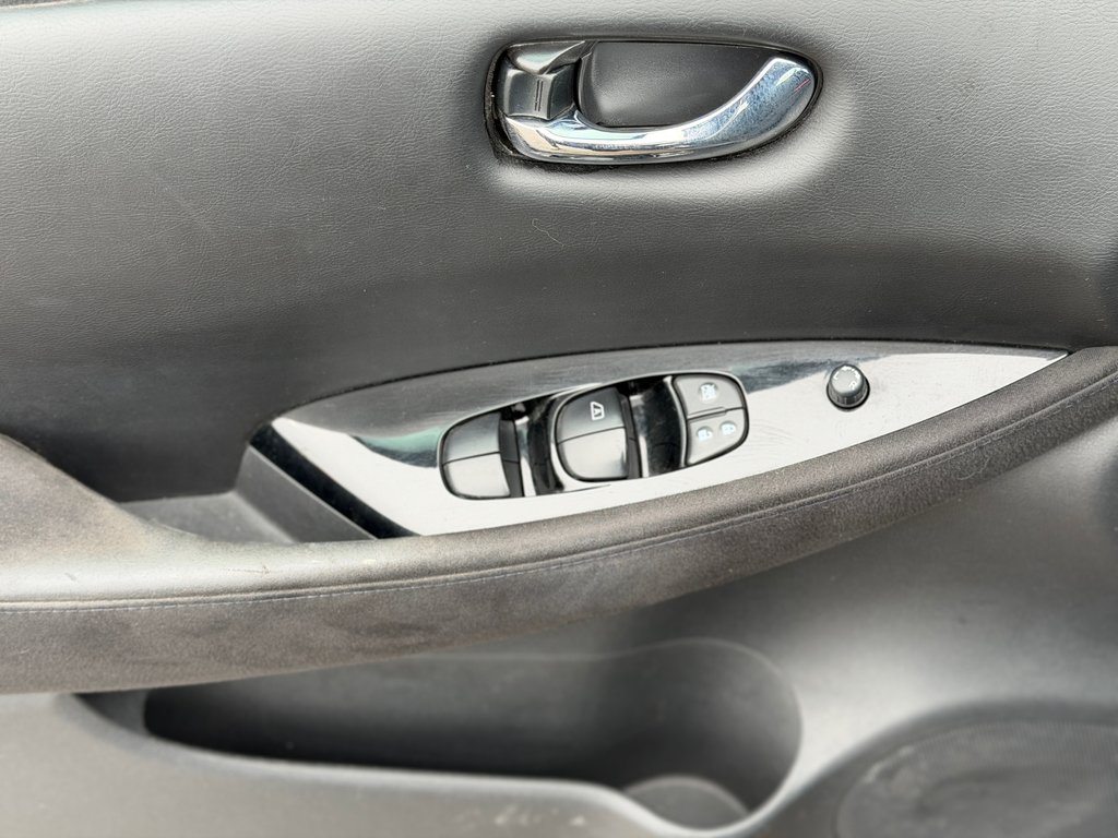 Nissan LEAF SV Caméra De Recul 2017 à Terrebonne, Québec - 8 - w1024h768px