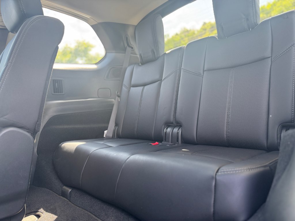 Nissan Pathfinder Platinum AWD Navigation Sièges Chauffants 2020 à Terrebonne, Québec - 28 - w1024h768px