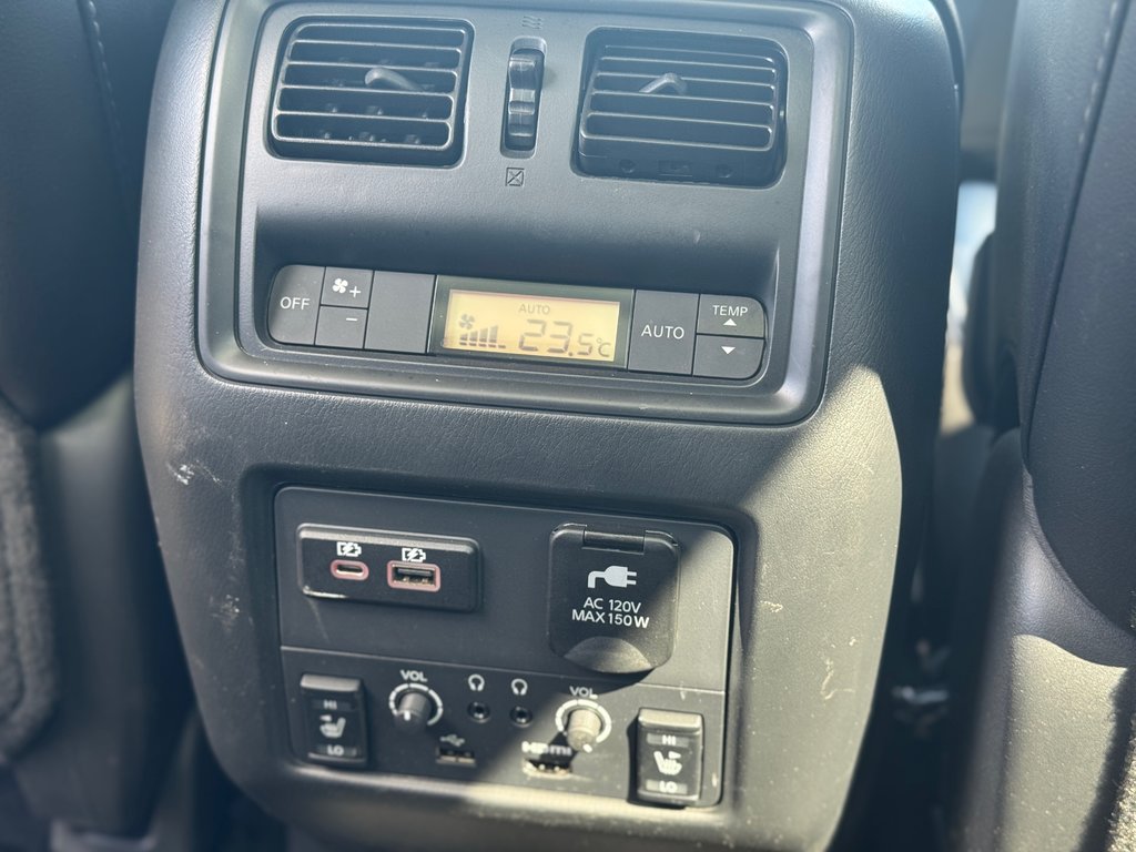 Nissan Pathfinder Platinum AWD Navigation Sièges Chauffants 2020 à Terrebonne, Québec - 27 - w1024h768px