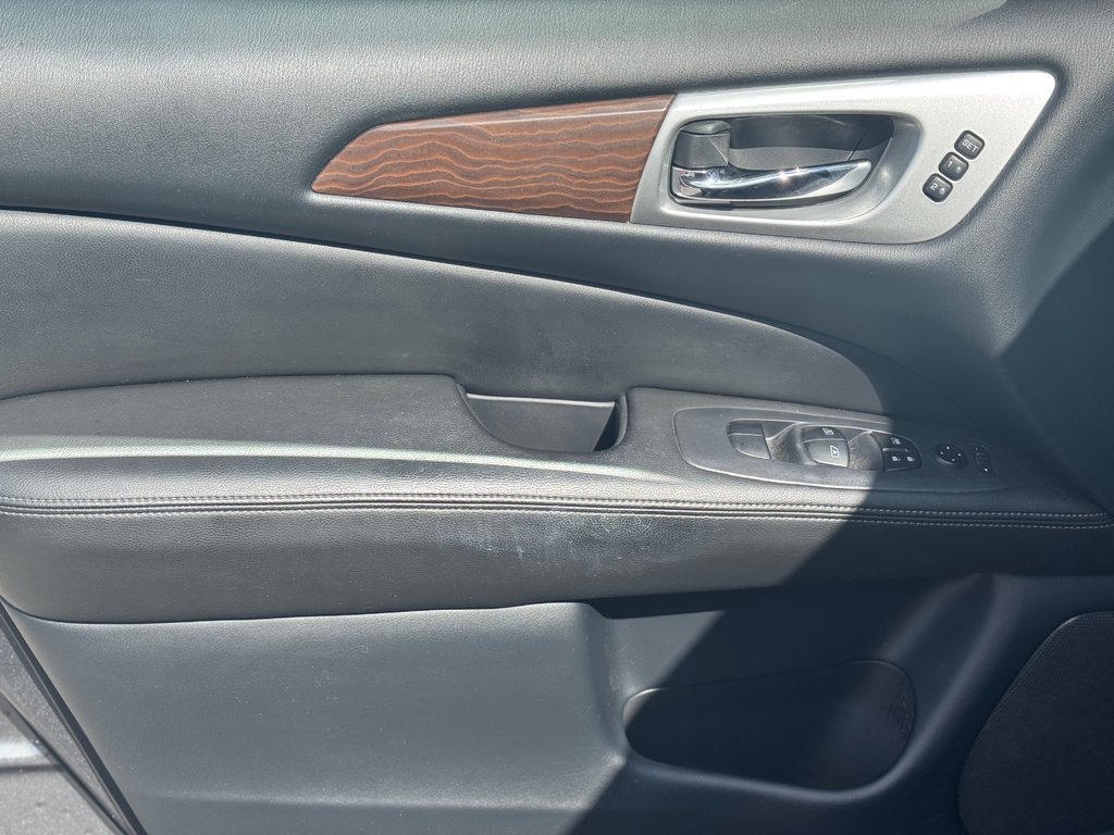 Nissan Pathfinder Platinum AWD Navigation Sièges Chauffants 2020 à Terrebonne, Québec - 8 - w1024h768px