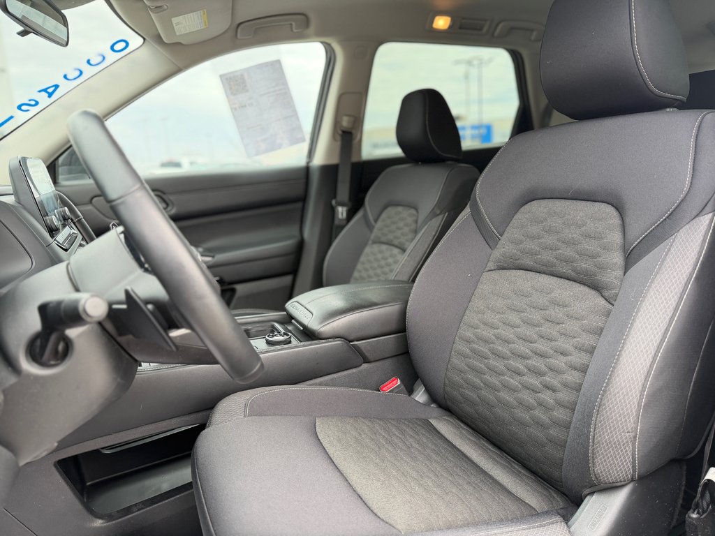 Nissan Pathfinder S AWD Bas Kilométrage 2023 à Terrebonne, Québec - 10 - w1024h768px