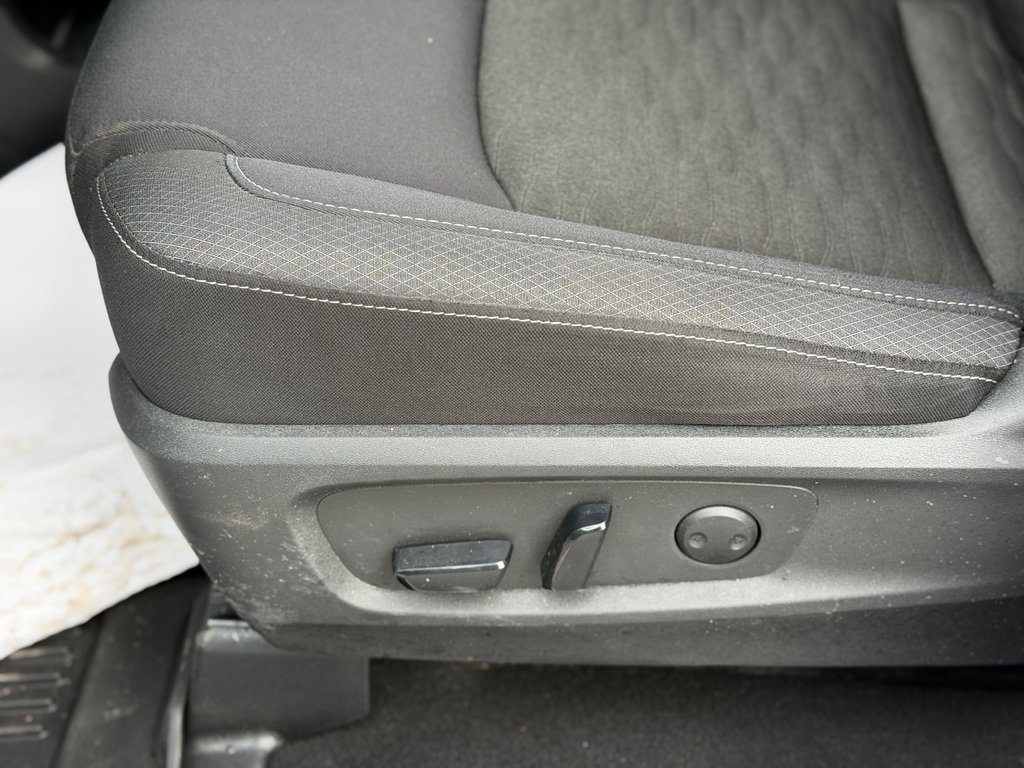 Nissan Pathfinder S AWD Bas Kilométrage 2023 à Terrebonne, Québec - 9 - w1024h768px