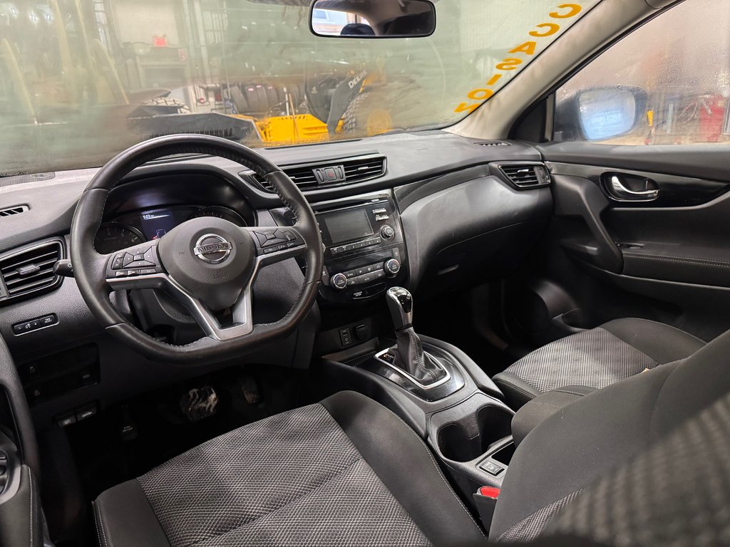 Nissan Qashqai SV Toit Ouvrant Bas Kilométrage 2017 à Terrebonne, Québec - 10 - w1024h768px