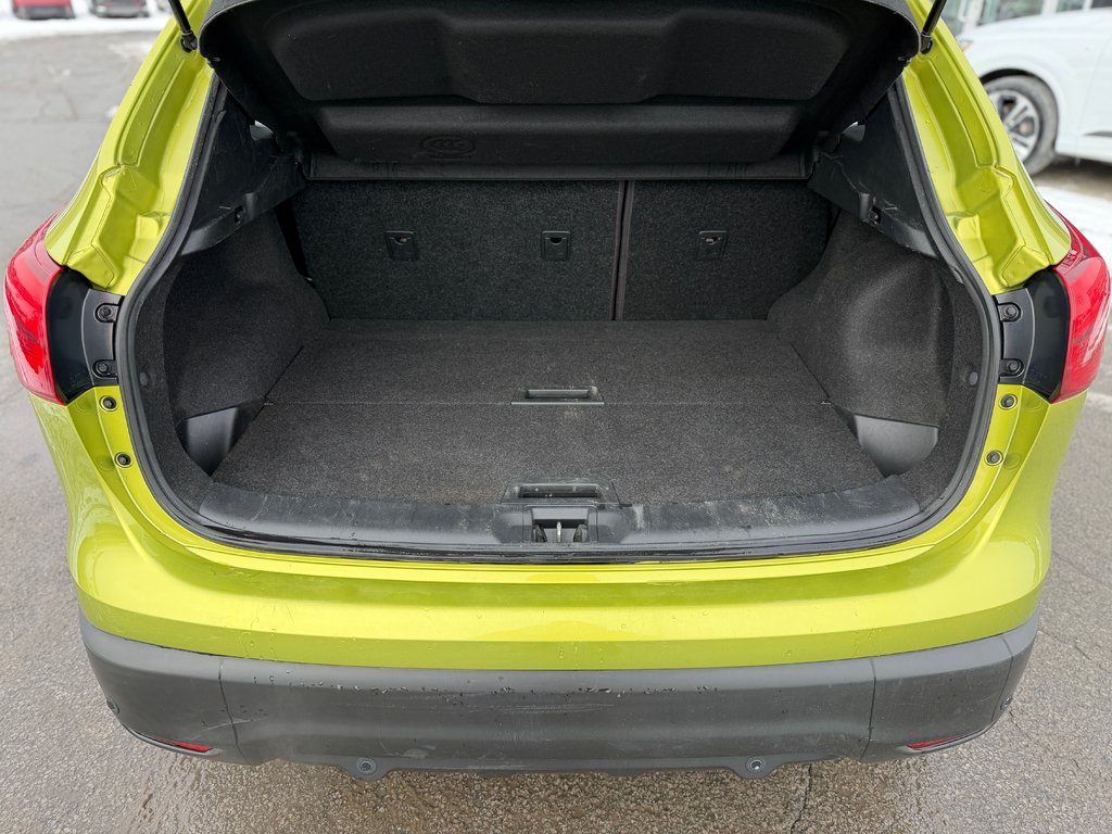 2019 Nissan Qashqai SV Toit Ouvrant Bas Kilométrage in Terrebonne, Quebec - 25 - w1024h768px