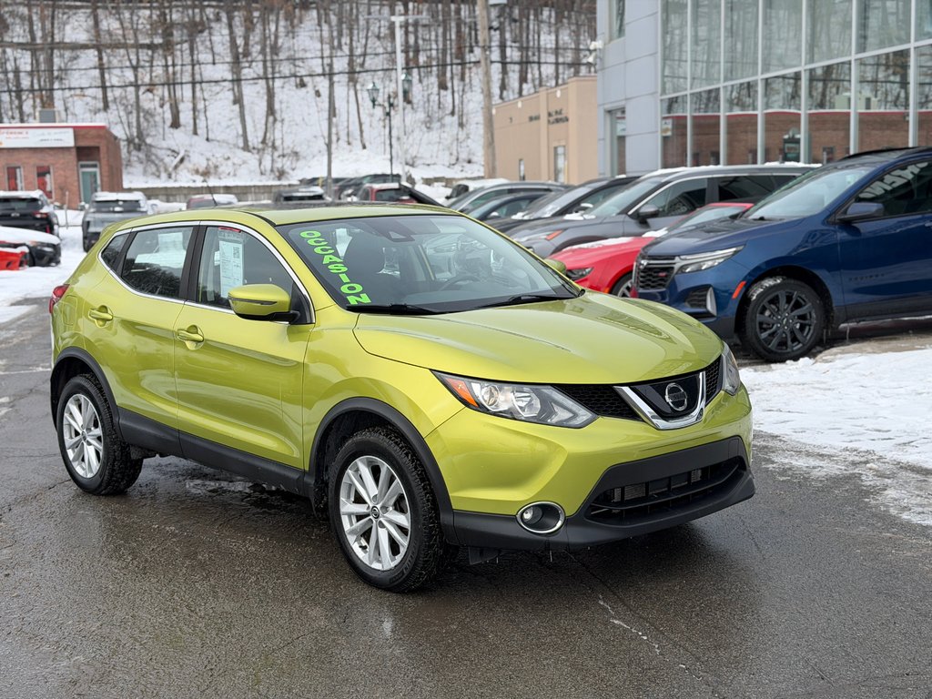 2019 Nissan Qashqai SV Toit Ouvrant Bas Kilométrage in Terrebonne, Quebec - 1 - w1024h768px