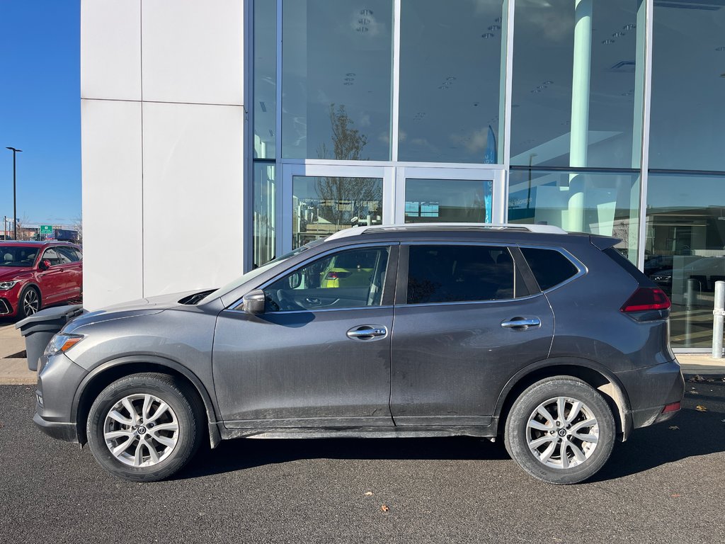 Nissan Rogue AWD SV 2020 à Boucherville, Québec - 3 - w1024h768px