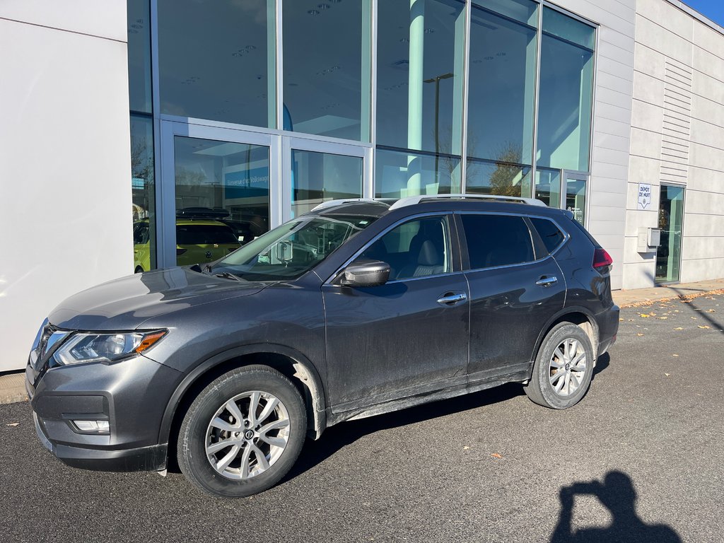 Nissan Rogue AWD SV 2020 à Boucherville, Québec - 1 - w1024h768px