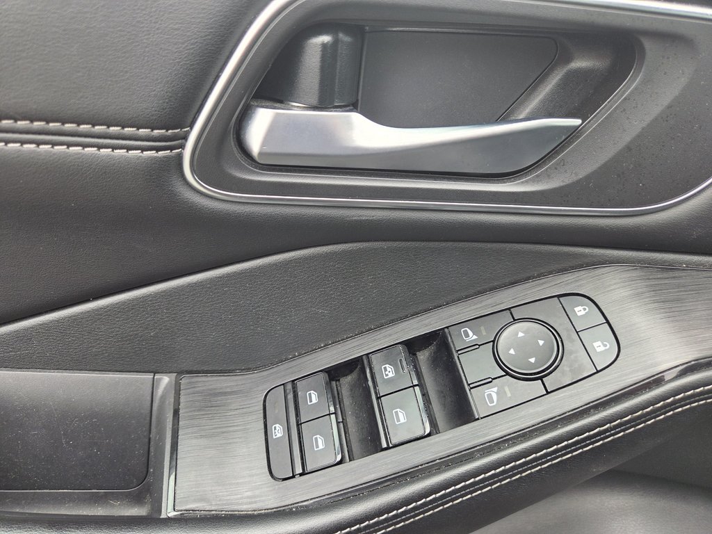2021 Nissan Rogue SV, CUIR, TOIT, CAMERA 360 in Boucherville, Quebec - 21 - w1024h768px