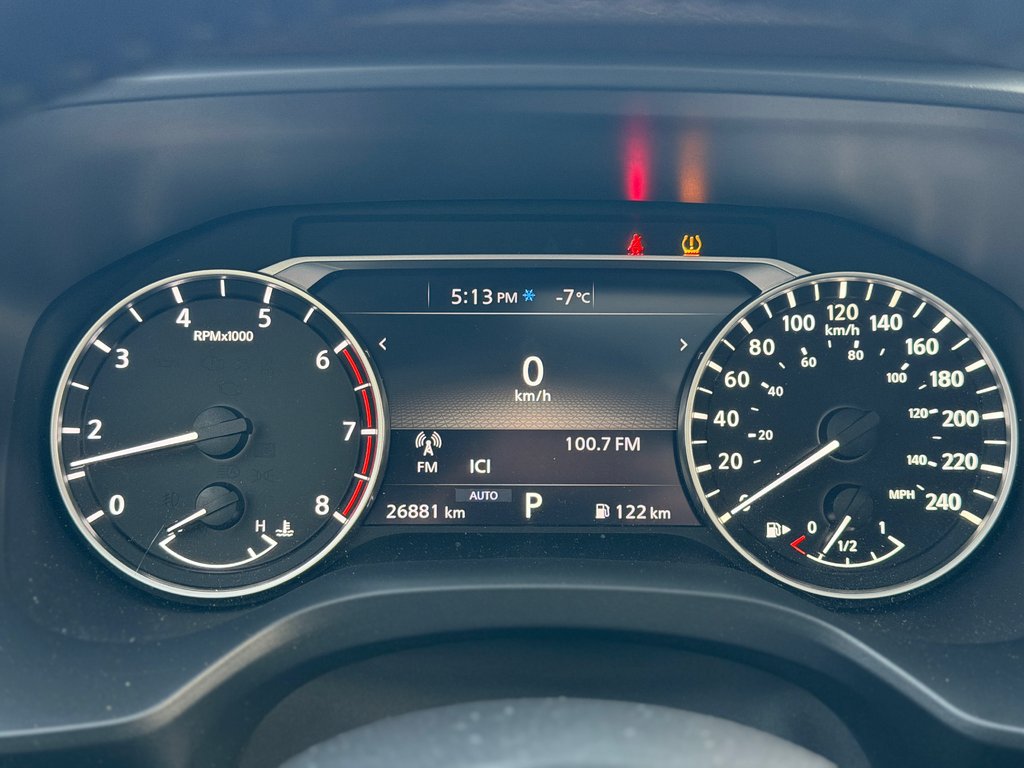 Nissan Rogue SV AWD Toit Panoramique 2023 à Terrebonne, Québec - 15 - w1024h768px